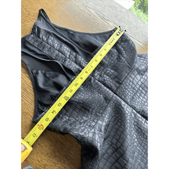 ASTR Fit & Flare Dress Black Mesh Shake Skin Textured Sleeveless womans Medium - Picture 13 of 15